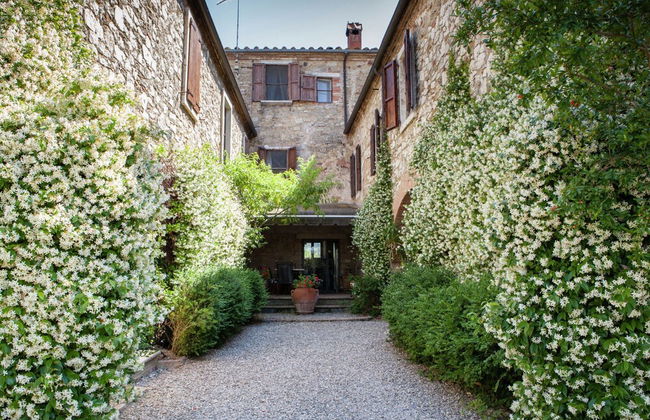 Adorable Farmhouse in Asciano - Foto 28