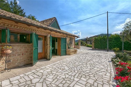 Photo 30 - Detached House in Cagli With Swimming Pool and Garden