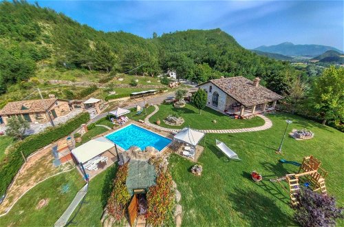 Foto 17 - Detached House in Cagli With Swimming Pool and Garden