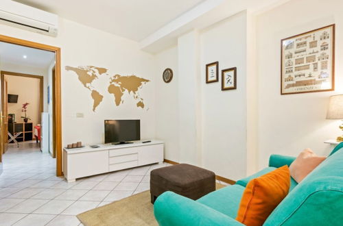 Photo 11 - Borgo Pinti Cozy Flat