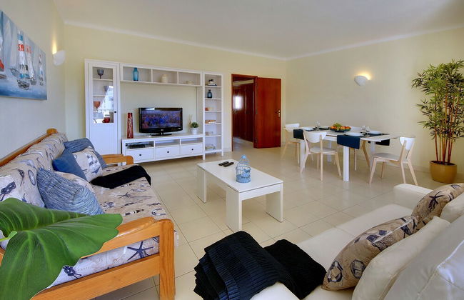 Apartamentos do Atlântico - Foto 9