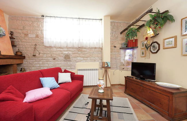 Family Cottage in Cagli With Pool - Photo 16