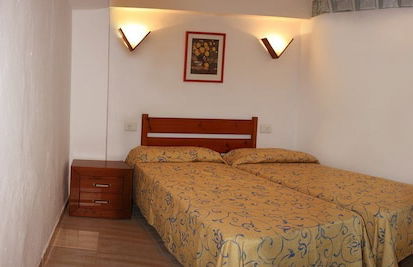 Apartamentos Llevant - Foto 2