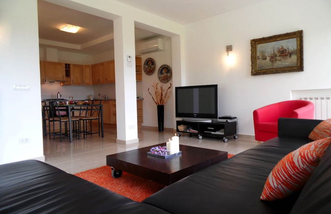 Fabulous Villa in Barasso near Lake - Foto 8