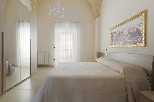 Photo 10 - San Pancrazio Suite Apartments