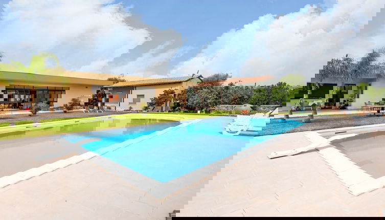 Foto 1 - Belvilla by OYO Dream Villa With Private Pool