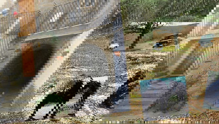 Primary image