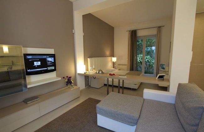 Soglow Business Class Aparthotel - Photo 4