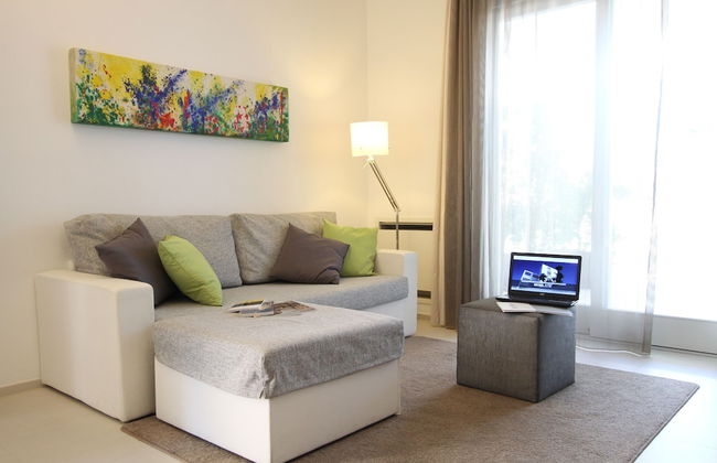 Soglow Business Class Aparthotel - Photo 15