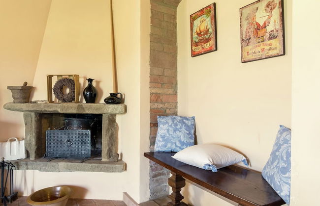 Apartment in Todi With Pool and Garden - Photo 10