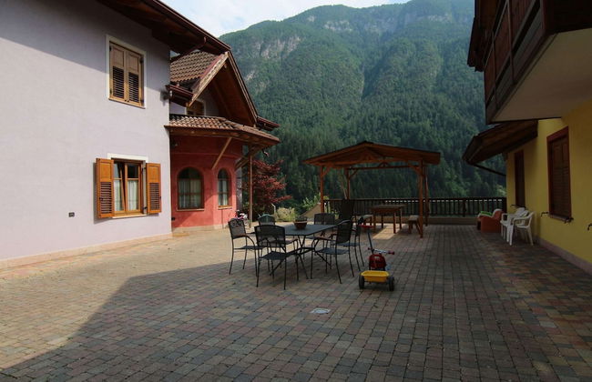 Holiday Home With View - Photo 35