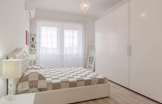 Photo 2 - San Pietro Roomy Flat