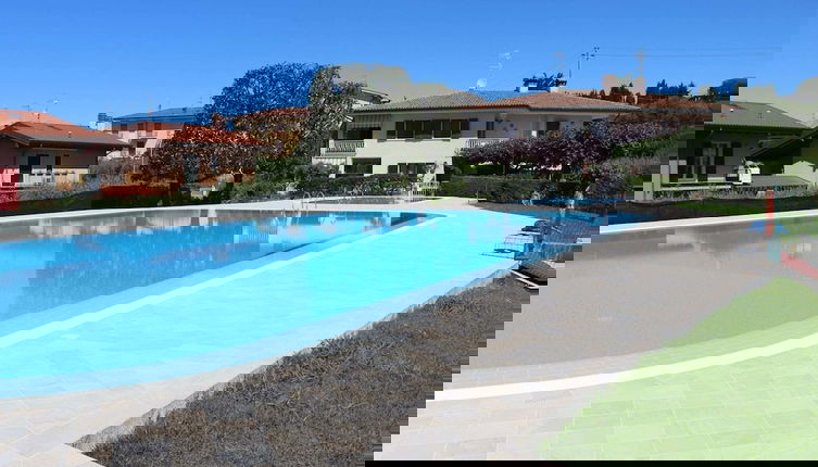 Foto 1 - Cottage Near Lake Garda With Pool