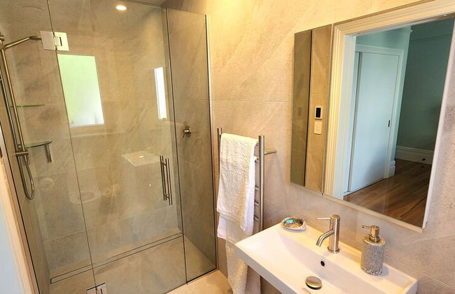 Rewa House ~ city home, 3 bedrooms, walk to CBD - Foto 9