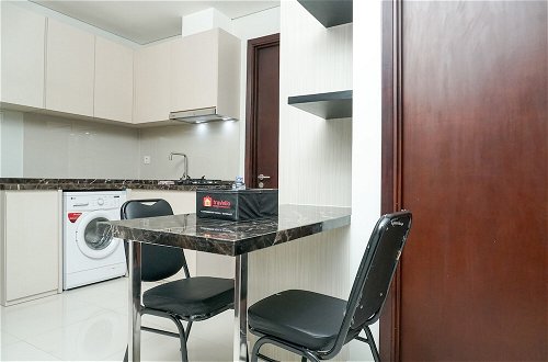 Foto 11 - Minimalist 3BR Apartment at Puri Mansion
