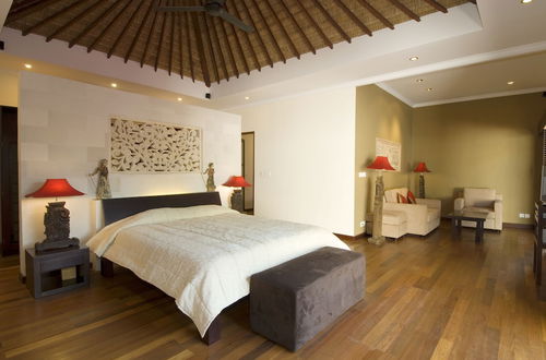 Photo 2 - Ellora Villas