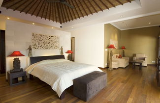 Photo 2 - Ellora Villas