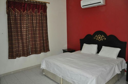 Foto 14 - Al Eairy Furnished Apartments Tabuk 4