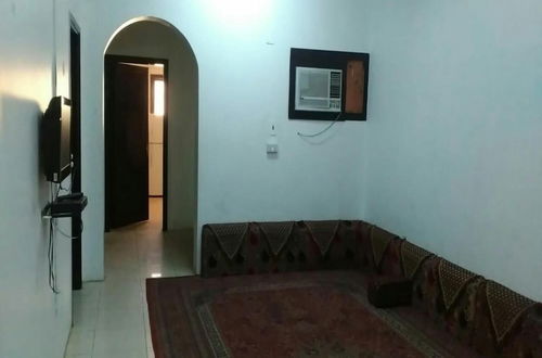 Foto 23 - Al Eairy Furnished Apartments Tabuk 4