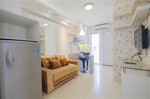 Foto 9 - Cozy and Elegant 2BR Bassura Apartment