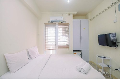 Photo 1 - Cozy Studio with Direct Access to Mall at Green Pramuka Apartment