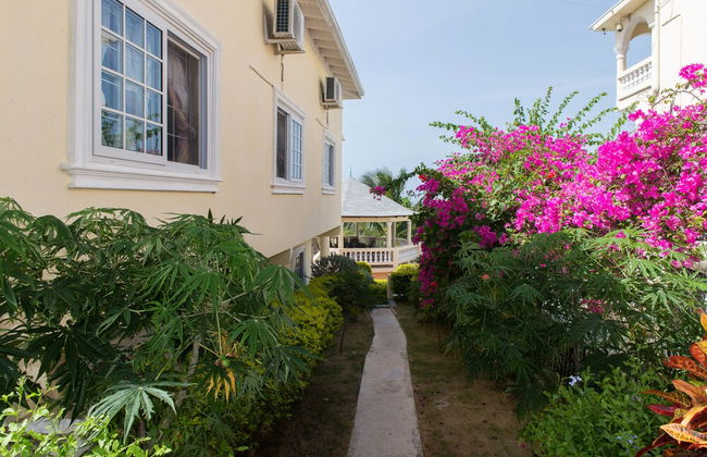 The Royal Kensington Villa - Foto 32