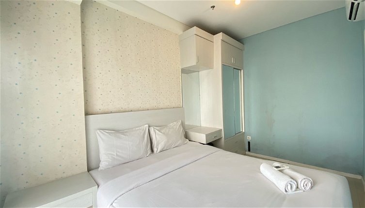 Photo 1 - 2Br Cozy Apartment At Parahyangan Residence