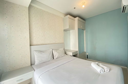 Photo 1 - 2Br Cozy Apartment At Parahyangan Residence