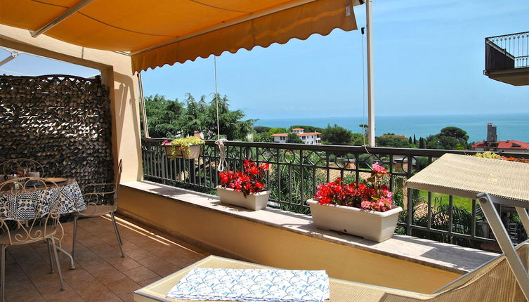 Photo 1 - Dinky Home Air-conditioned Penthouse With sea View Terrace