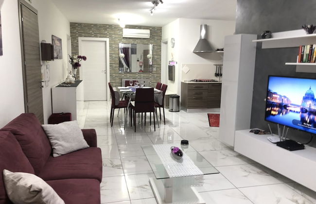 Sea View 2 Bed Apartment Close to Beach - Foto 17