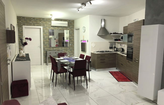 Sea View 2 Bed Apartment Close to Beach - Foto 15