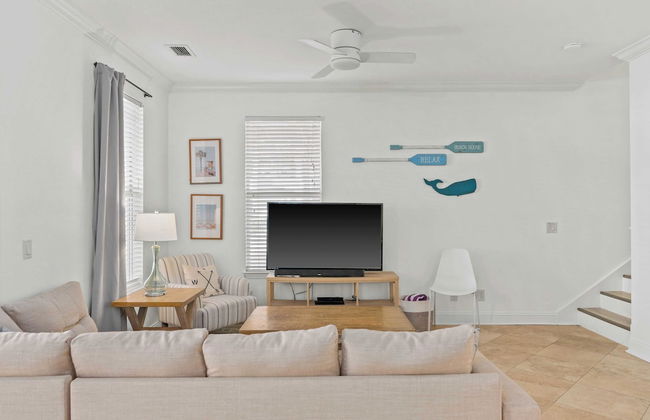 Coral By Avantstay Gorgeous Three Story Home w/ Two Balconies - Foto 7
