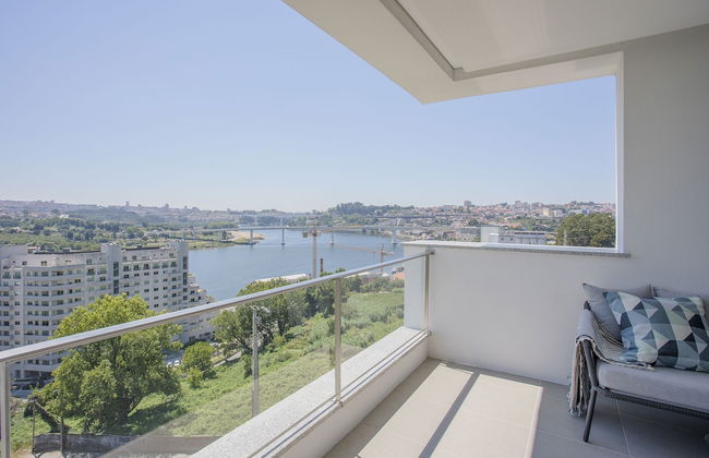 Liiiving -Luxury River View Apartment IV - Photo 56