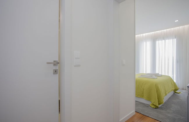 Liiiving -Luxury River View Apartment IV - Photo 1