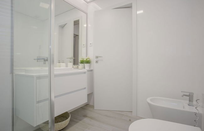 Liiiving -Luxury River View Apartment IV - Photo 42