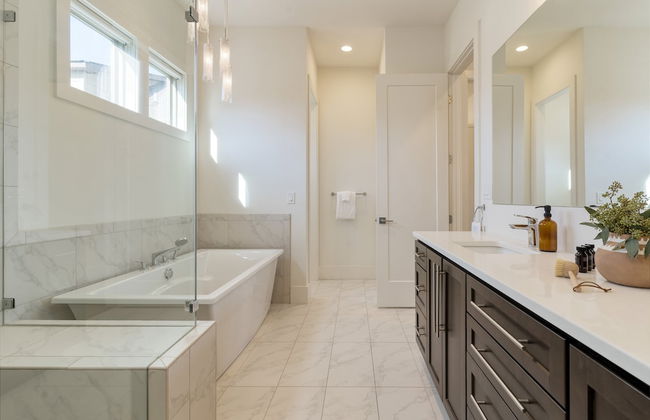 Springsteen by Avantstay Stylish Townhouse in Nashville! - Photo 16