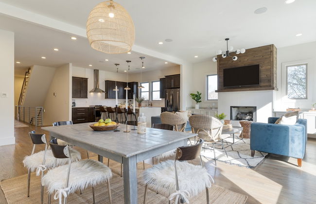 Springsteen by Avantstay Stylish Townhouse in Nashville! - Photo 22