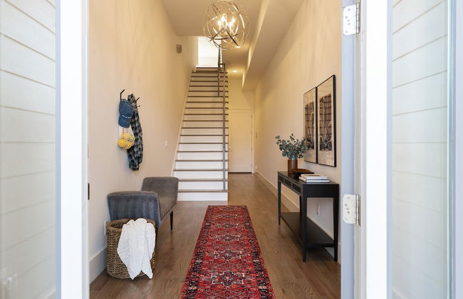 Springsteen by Avantstay Stylish Townhouse in Nashville! - Photo 23