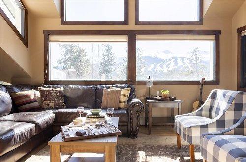Photo 36 - Frontier by Avantstay Incredible Mtn Views & Hot Tub Gorgeous Breckenridge Home Close to Slopes