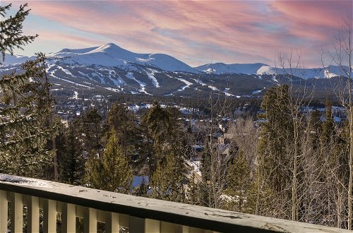 Foto 24 - Frontier by Avantstay Incredible Mtn Views & Hot Tub Gorgeous Breckenridge Home Close to Slopes