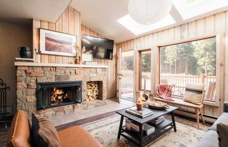 Photo 1 - Rover by Avantstay Beautiful Ski-chalet in Heart of Breckenridge