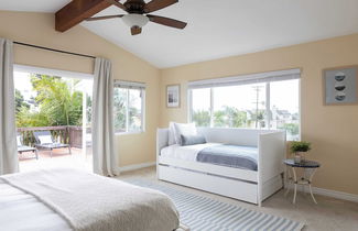 Photo 3 - Oliver by Avantstay Summer Escape Beach House 4 Blcks From Ocean