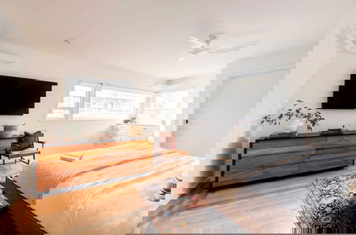 Photo 19 - Marquee By Avantstay Modern Stylish Estate w/ Pool & Entertainers Courtyard