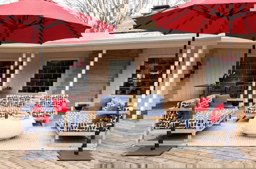 Photo 29 - Marquee By Avantstay Modern Stylish Estate w/ Pool & Entertainers Courtyard