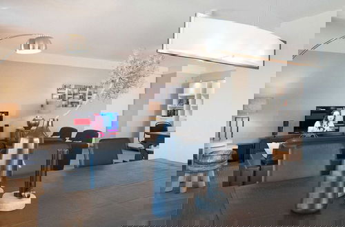 Photo 2 - Luxury Apartment in the Harbor of Scheveningen