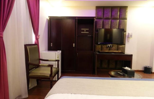 Alyaa Home - Photo 10