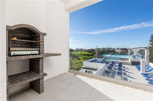 Photo 23 - Correeira Luxury Residence T2 F - Albufeira, Pools, Wifi, Bbq, Beach
