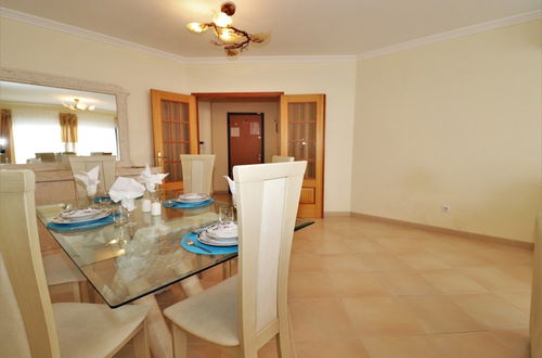 Foto 11 - Lovely 2 -bedroom Vacation Apartment In Quarteira