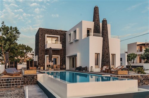 Photo 51 - Kaminos Luxury Villa