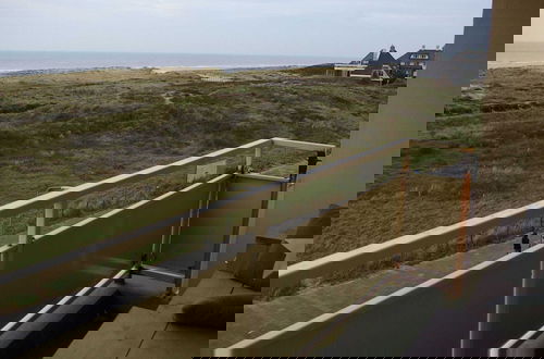Photo 6 - Cosy Apartment in Noordwijk aan Zee With Balcony
